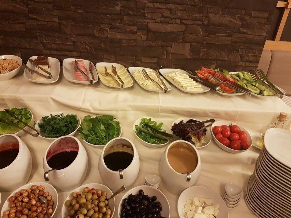 Inera Pendik Готель 4*